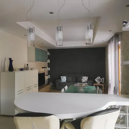 別荘 Casa Cortese ガリポリ